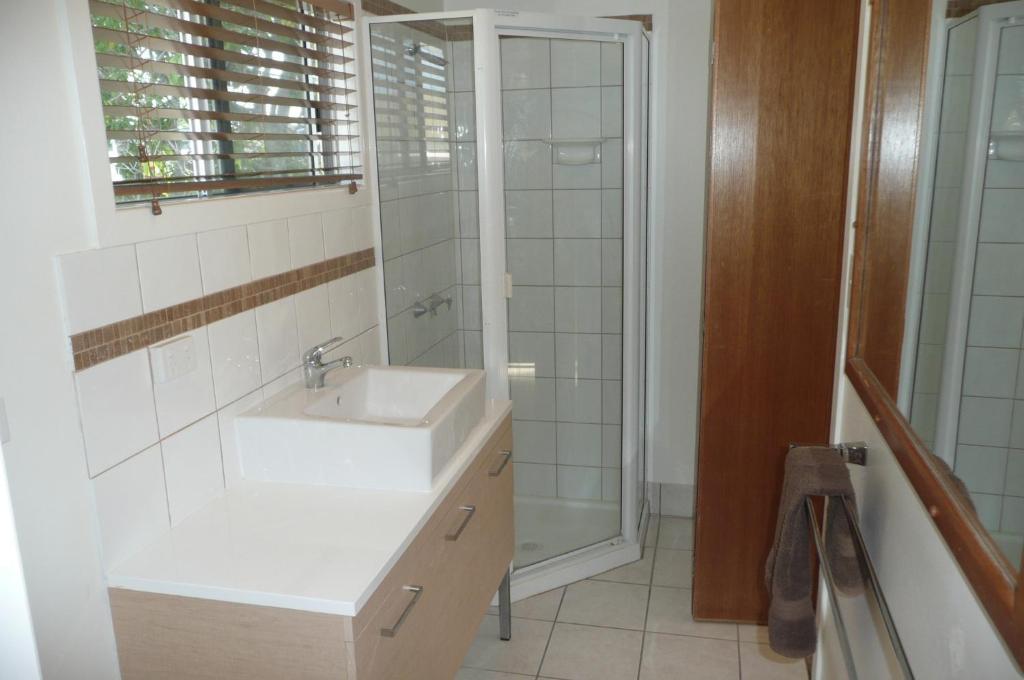 Beachside Holiday Units Bowen Rom bilde